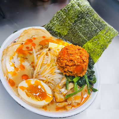 R10 辛味噌ラーメン  SPICY MISO RAMEN