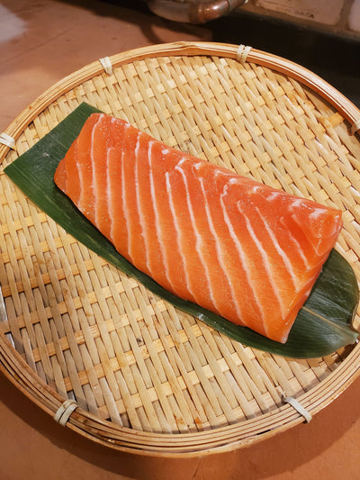 SASHIMI SALMON SAKU 柵 8oz