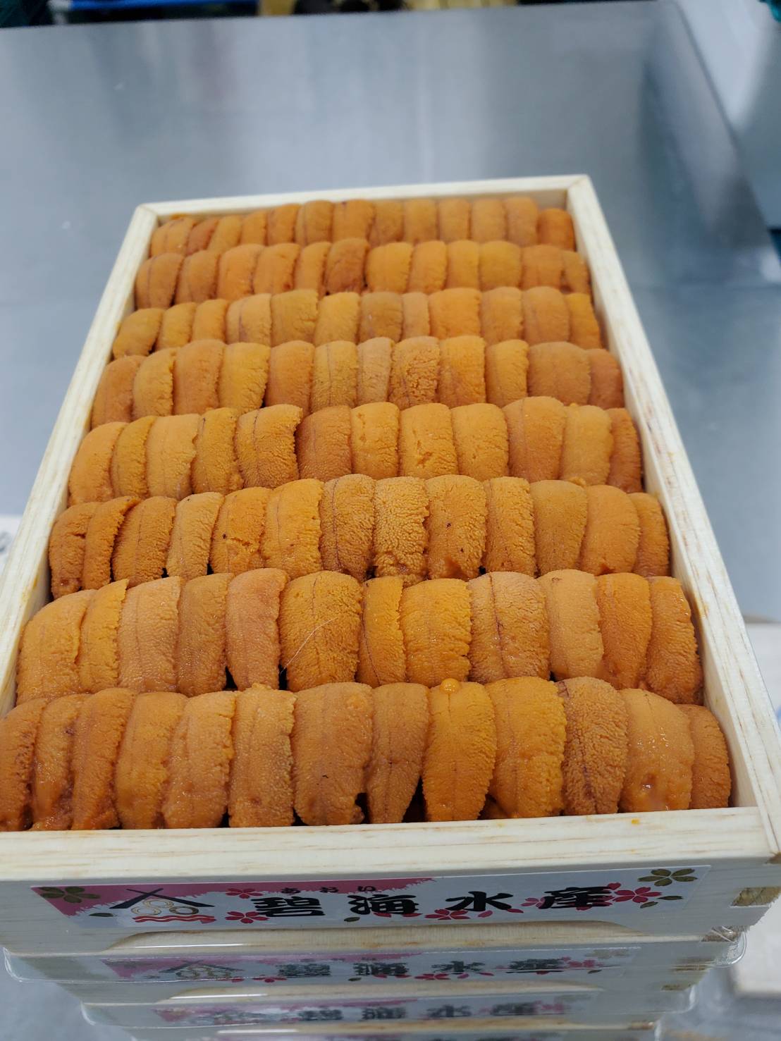Uni Red Sea Urchin Premium from Hokkaido300g-400g box 豊洲直送!北海道産生うに