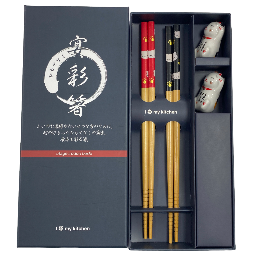 BAMBOO CHOPSTICKS SET WITH CERAMIC HOLDER LUCKY CAT