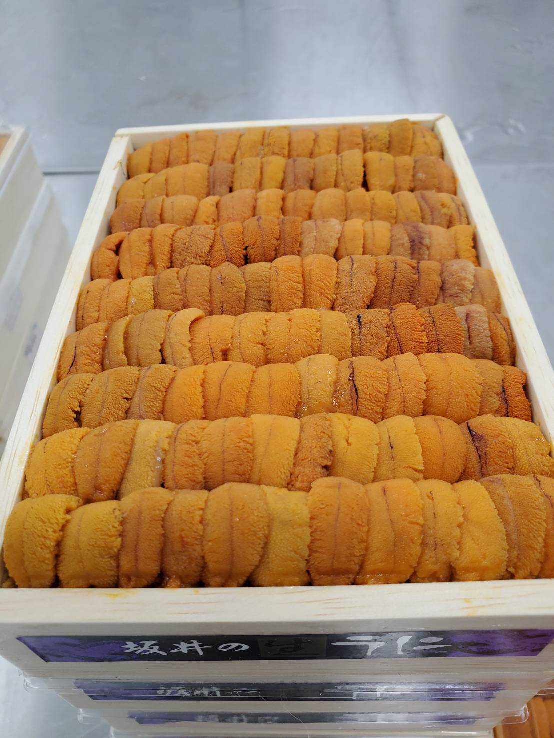 Uni Red Sea Urchin Med Premium from Hokkaido250g box 豊洲直送